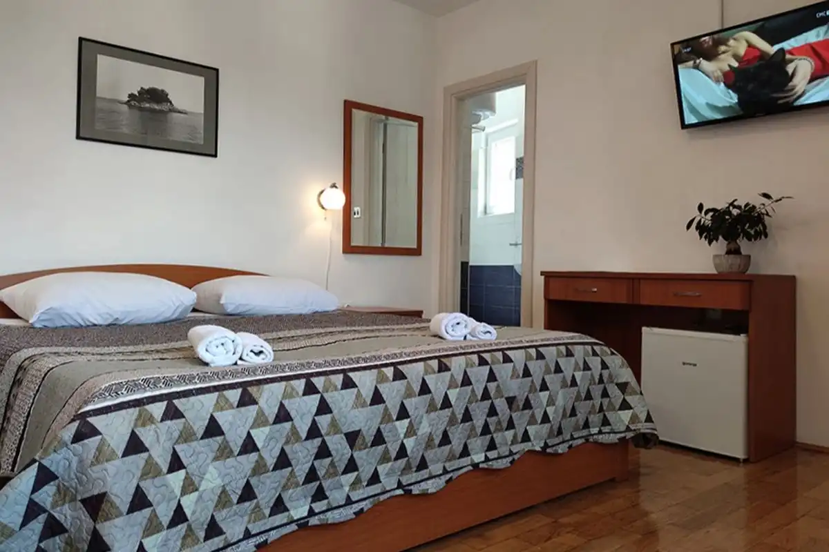 Classic room with side sea and forest view - Pansion Alen - Luka, Dugi otok