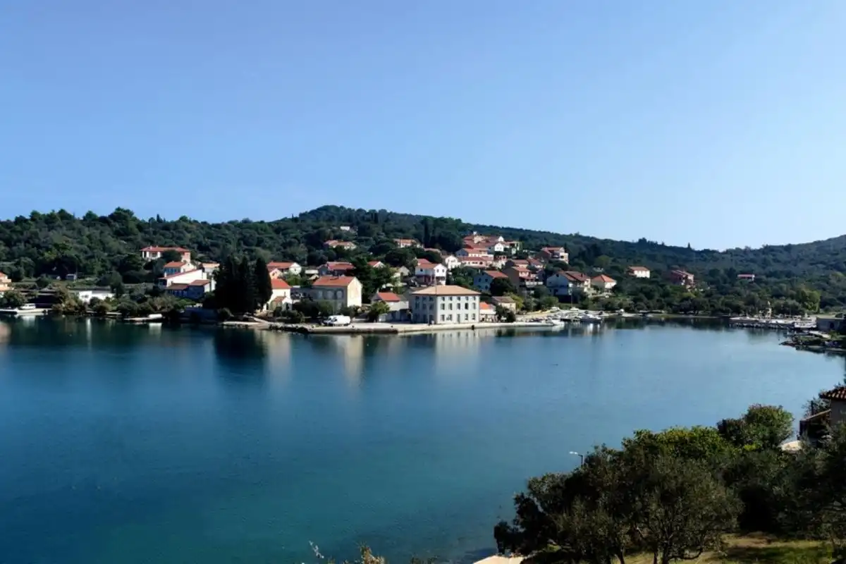 Classic room with side sea and forest view - Pansion Alen - Luka, Dugi otok